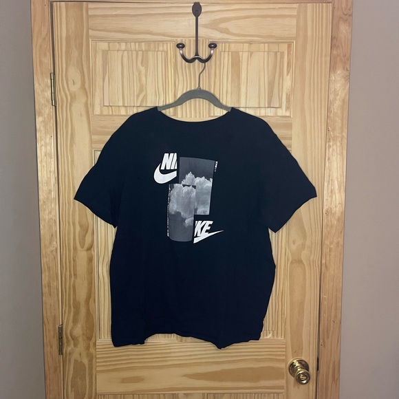 Nike Other - Nike Heritage Cloud Motif Logo T Shirt Size XL